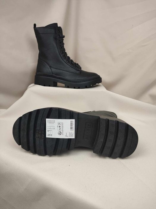 Botki damskie firmy Esprit