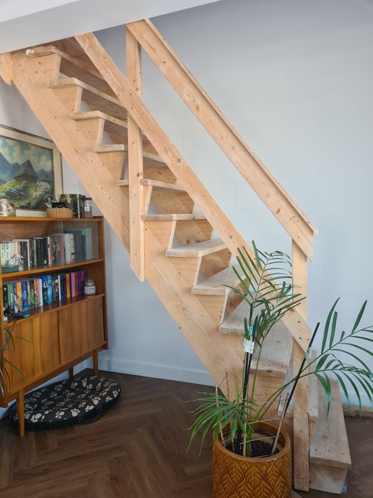 Schody drewniane, budowlane, młynarskie, tymczasowe