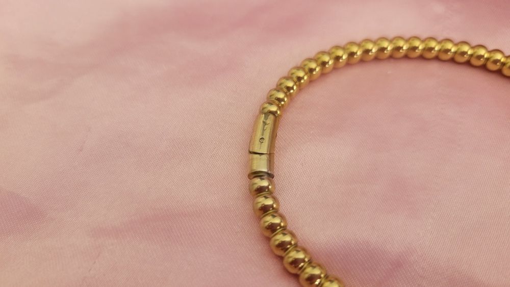 Pulseira Dourada em Aço Inoxidável