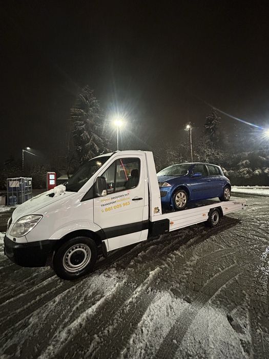 Laweta Krosno Autolaweta Pomoc drogowa Transport pojazdów i maszyn