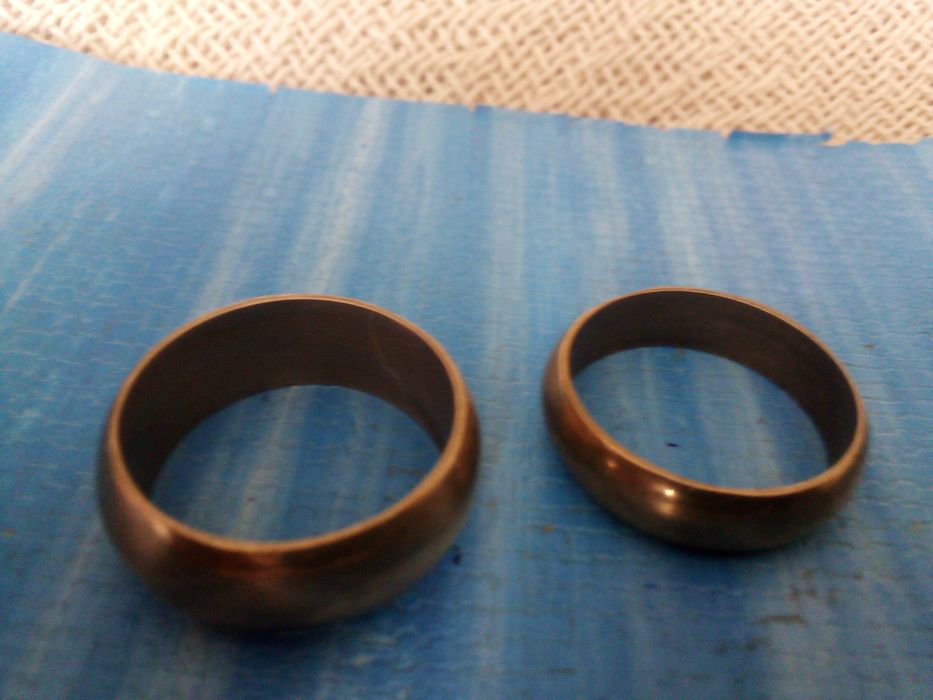 Продаю обручальные кольца, бюжутерию