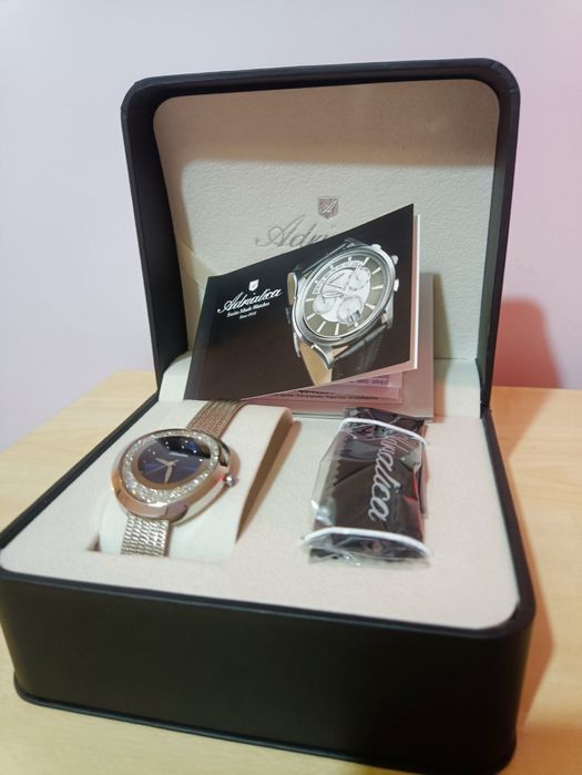 Zegarek damski Adriatica srebrny