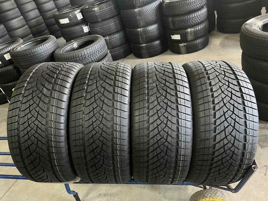 295/40/21 R21 Goodyear Ultra Grip Perfomance+ SUV 4шт нові зима