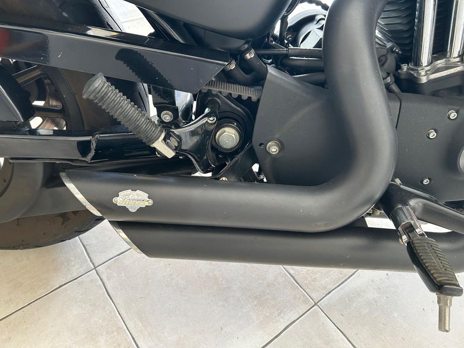 Vendo Harley Davidson Iron 883