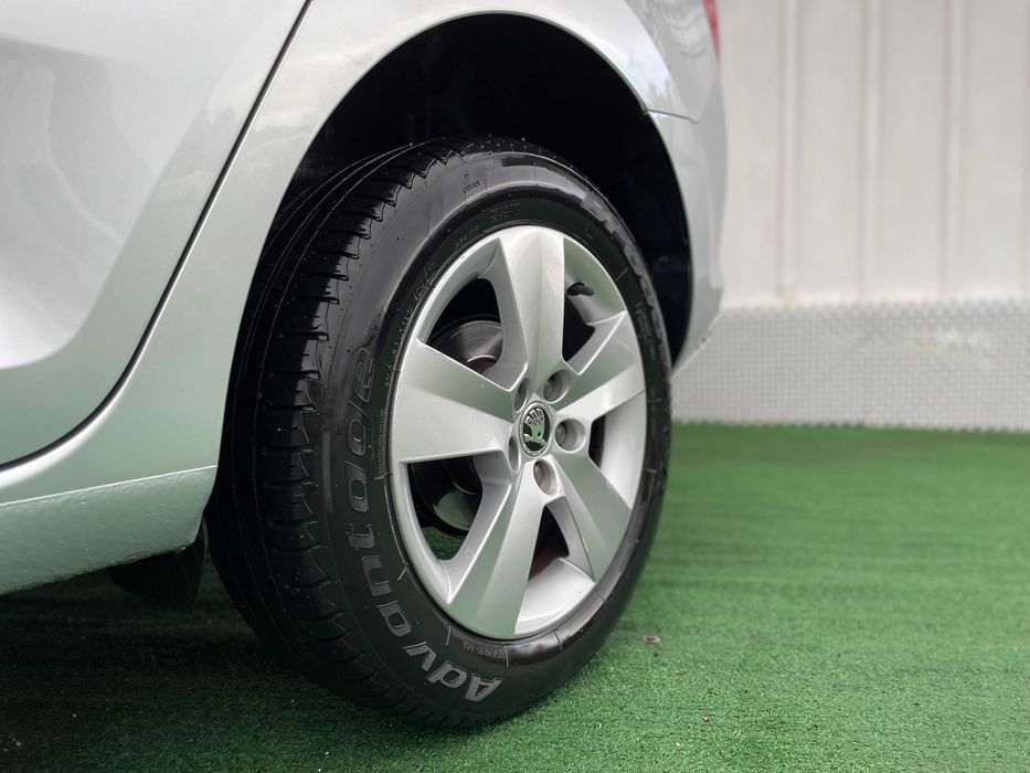 Skoda Rapid Spaceback 1.4 TDi Ambition NACIONAL