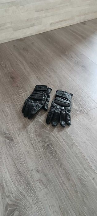 Vendo luvas de senhora