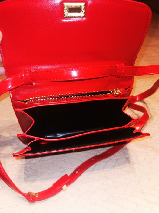 Czerwona torebka