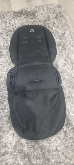 Okrycie na nóżki do wózka Muuvo + mata do przewijaniao