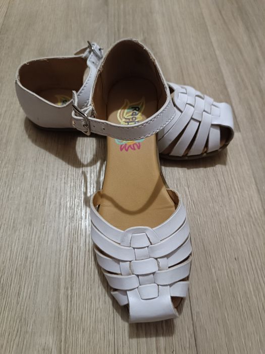 Босоніжки нарядні для дівчинки Rachel shoes