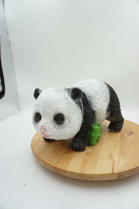 FIGURA OGRODOWA słodka panda