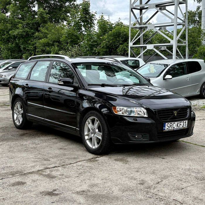 Volvo V50 | 2.0 Diesel 136KM | Manual 6b | Xenon | Alufelgi | Podgrzewane Fotele |Tempomat | 2008