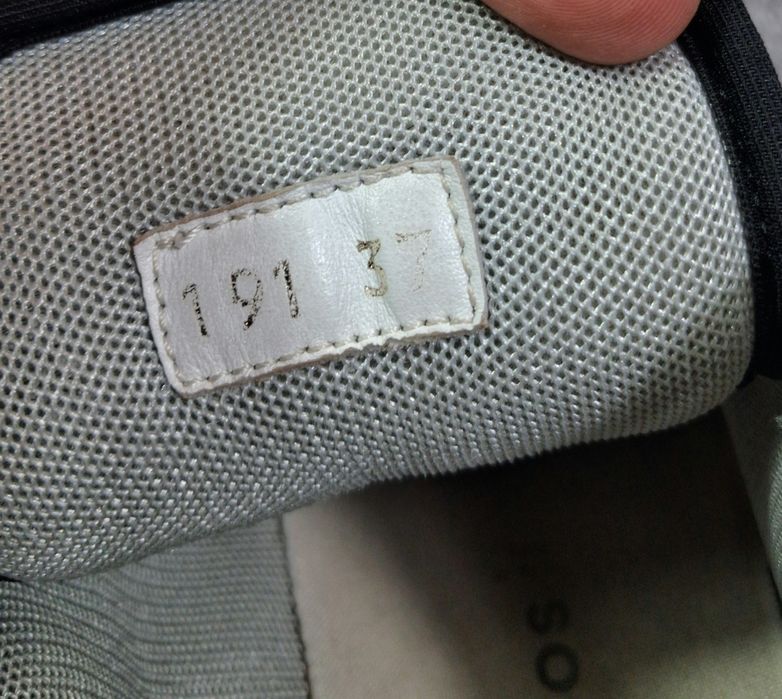 Кроссовки Acne Studios кожаные женские кеды