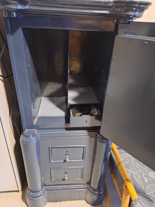 Cofre antigo mais de 100 anos