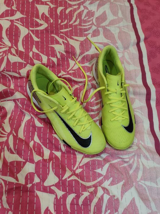 Buty piłkarskie Nike