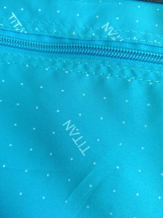 Дорожня валіза на колісах,чемодан