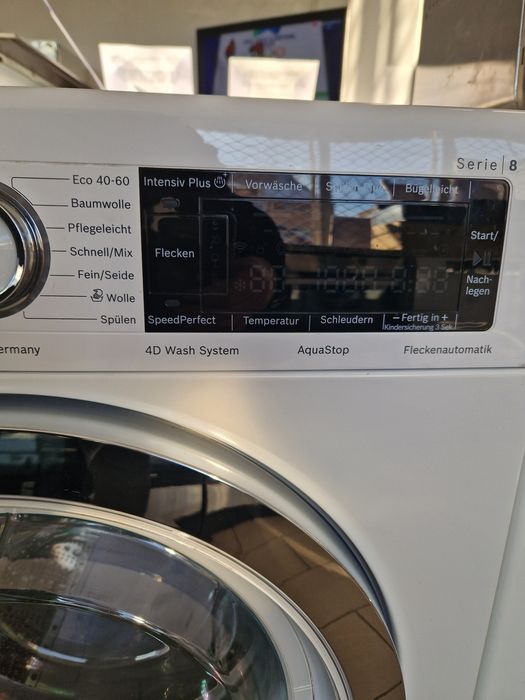 Pralka Bosch Serie 8 WAV28M4X3