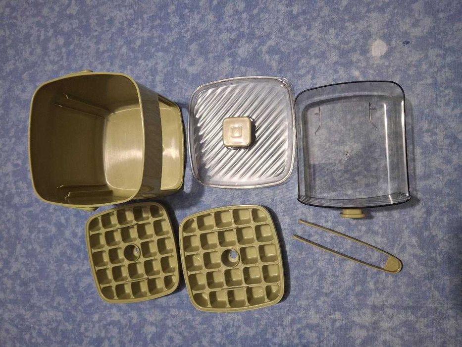 Recipiente para Fazer e Armazenar Gelo | 48 Cubos | Tampa Easy-Press