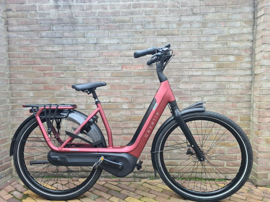 Rower Elektryczny Gazelle Avignon C8