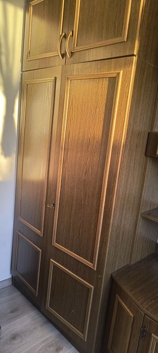 Meblościanka brązowa