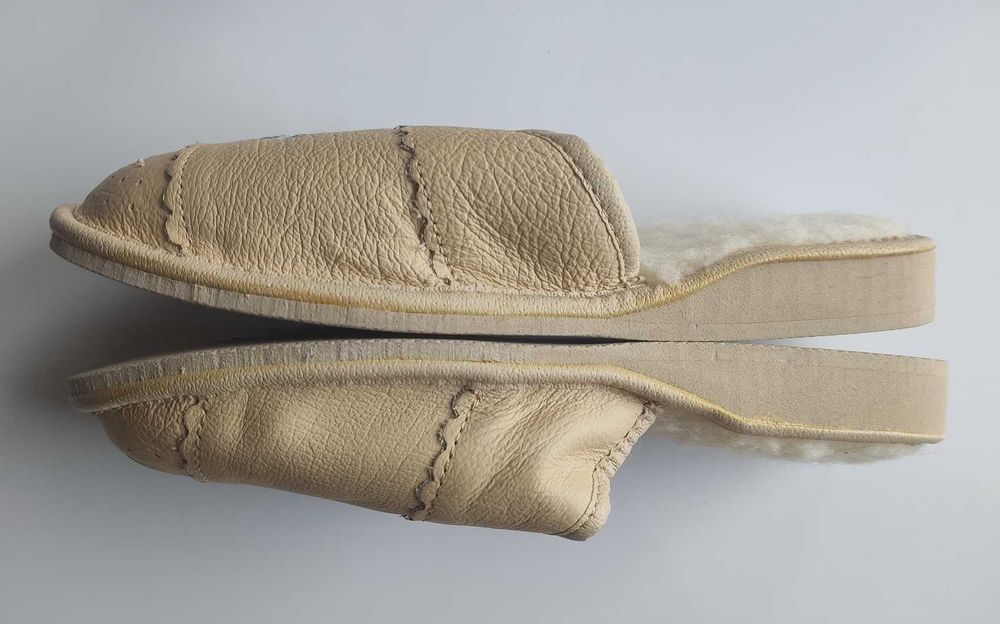 Домашні капці тапочки жіночі, овеча устілка натуральна шкіра розпродаж