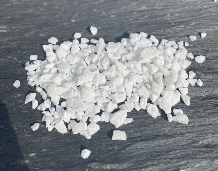 ŚNIEŻNOBIAŁY KAMIEŃ GRECKI Kruszywo do Lastrico Lastryko Grys 2-5, 2-8