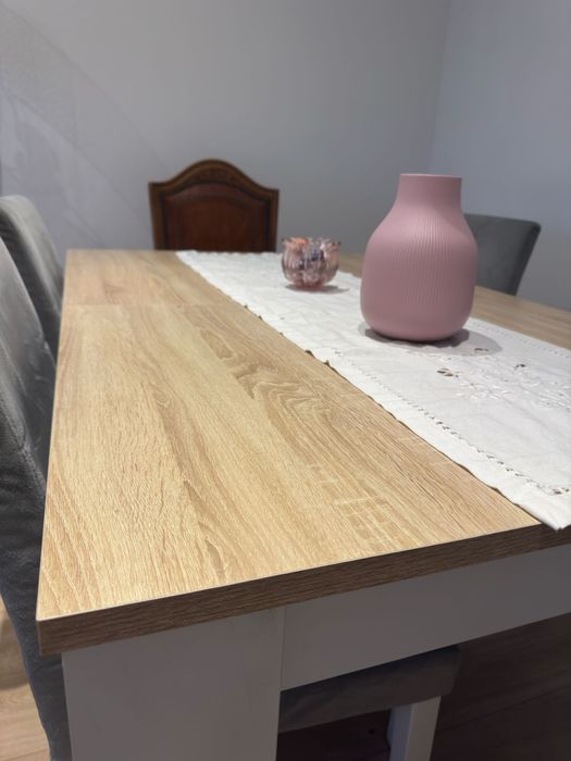 Mesa de Jantar barcelona + 4 cadeiras isabelinho cinzentas