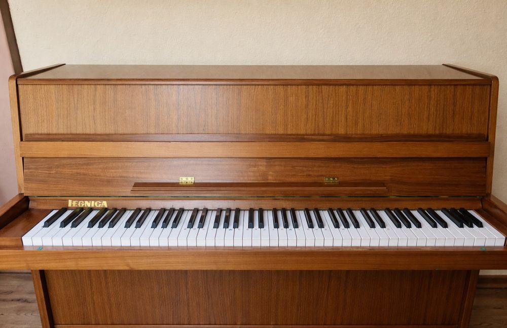 Pianino Legnica używane