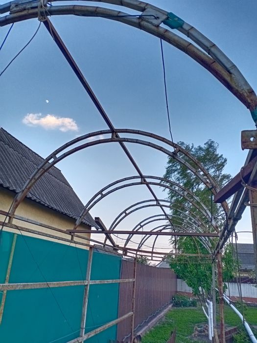 Продам арочну конструкцію