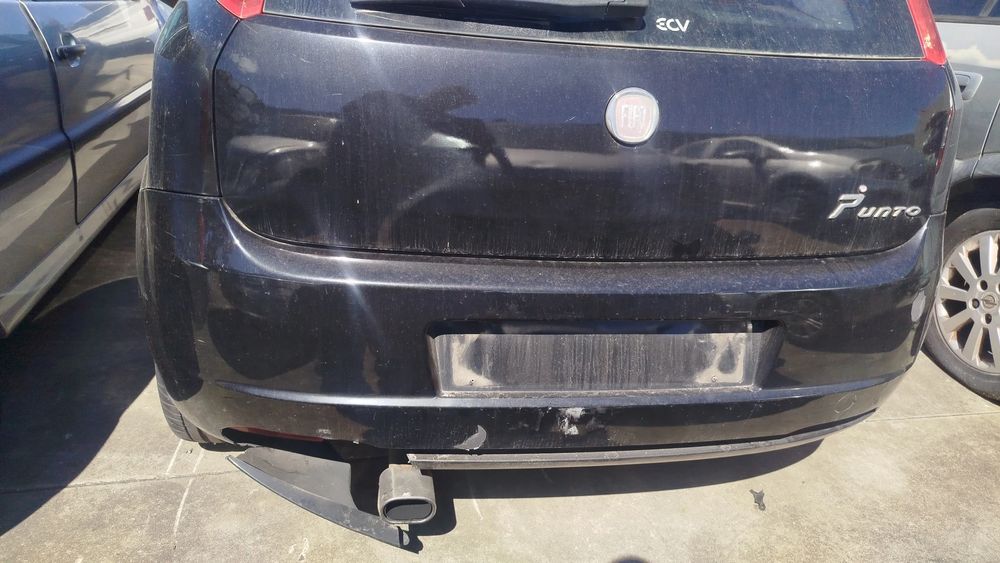 Pára-choques trás FIAT Grande Punto (199_)