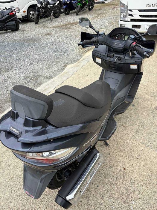 Скутер Suzuki SkyWave 400 Limited в Артмото Суми