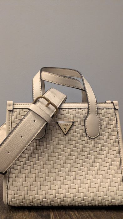 Міні-сумка-тоут Guess Silvana Woven Mini Tote.