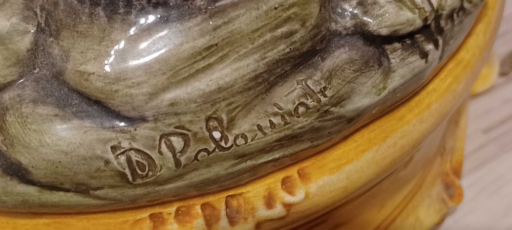 rzeżba muzyka z brakami dużymi 12 kilo waży sygnatura  94 wys porcelan