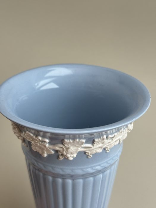 Ваза Wedgwood OF ETRURIA & Barlaston Англія, оригінал: 900 грн