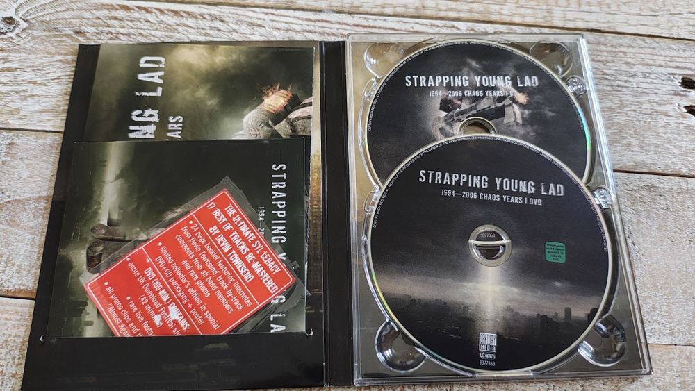 Strapping young lad. 1994 - 2006 Chaos Years. Dvd + Cd