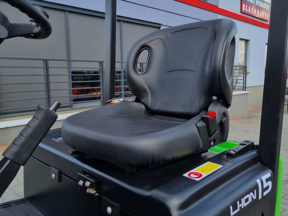 3-kołowy elektryczny wózek widłowy [EP- 1500 kg] (Li-ION) Rocznik 2025