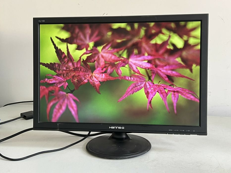 Монітор монитор HANNS G 19”
