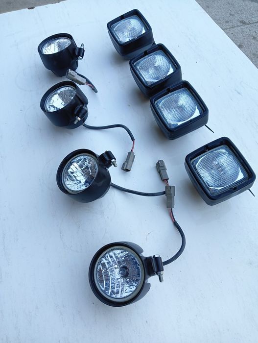 Reflektor roboczy, lampa halogenowa Steyr Multi, Case, New Holland