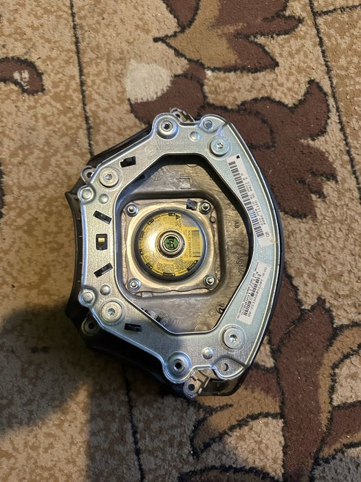 Подушка безопасности на руль віто 639