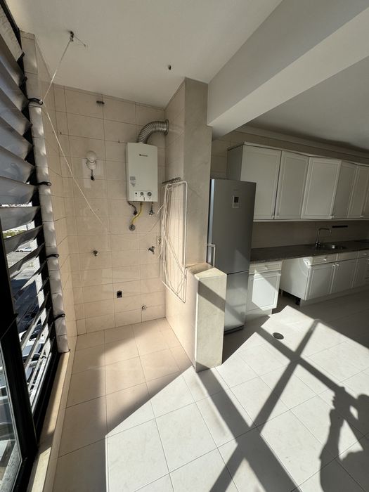 Apartamento T2 c/ Garagem