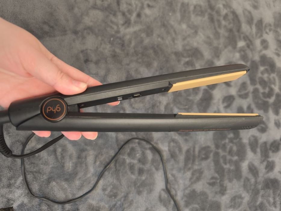 Продам утюжок ghd