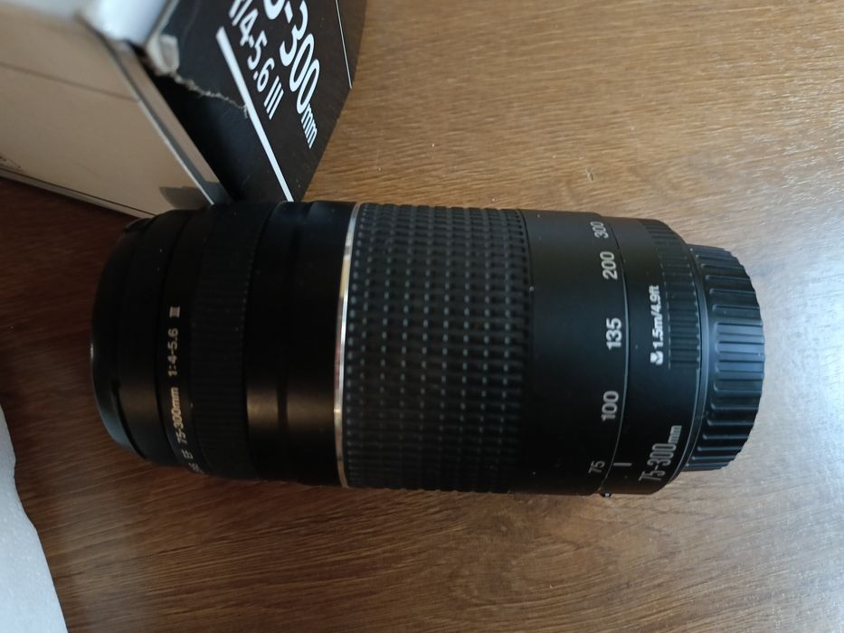 Obiektyw canon 75-300mm
