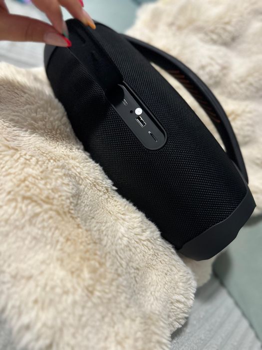 Coluna JBL Boomsbox 3 (Réplica)
