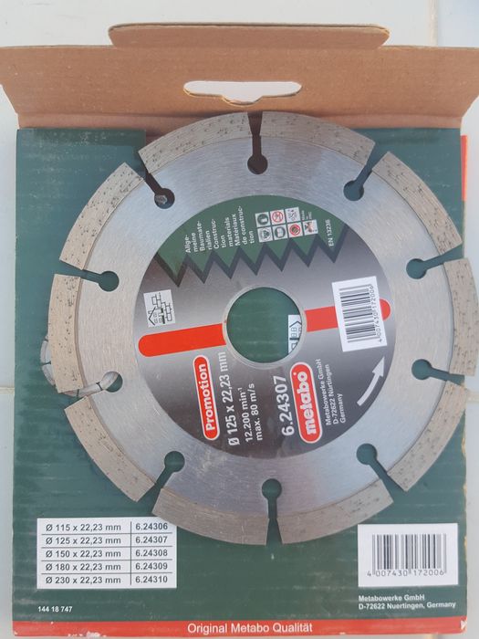 Discos  grandes e pequenosde pedra