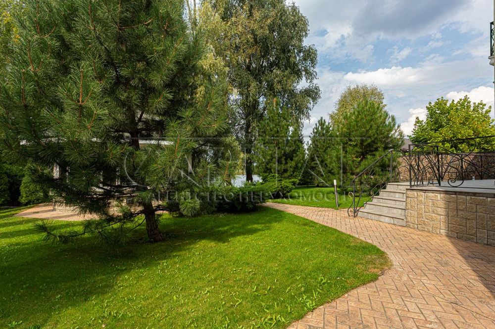 Аренда дома, Украинка, с бассейном