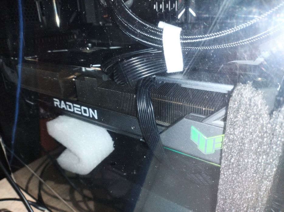 ASUS TUF RX 7900 XTX OC 24G топ AMD Radeon відеокарта ще на гарантії