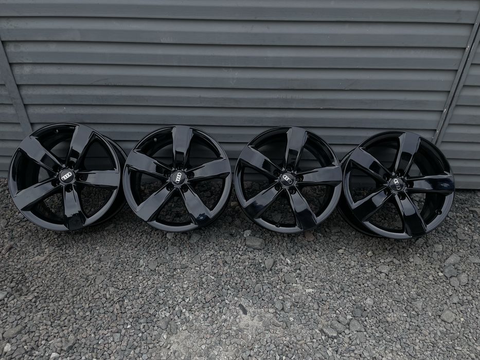 Комплект титанових дисків Audi 5/112 R18 5*112 18 ET 39