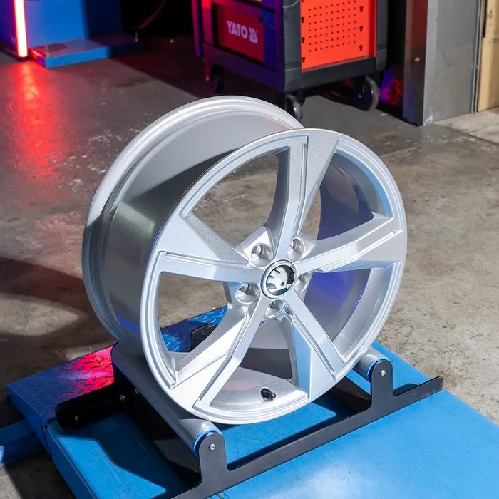 NOWE ORYGINALNE Felgi 17" Skoda Fabia Kamiq Rapid Scala