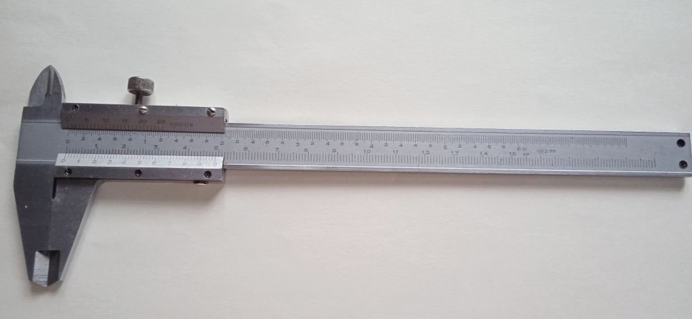 Продам штангенциркуль 150 0,02 мм