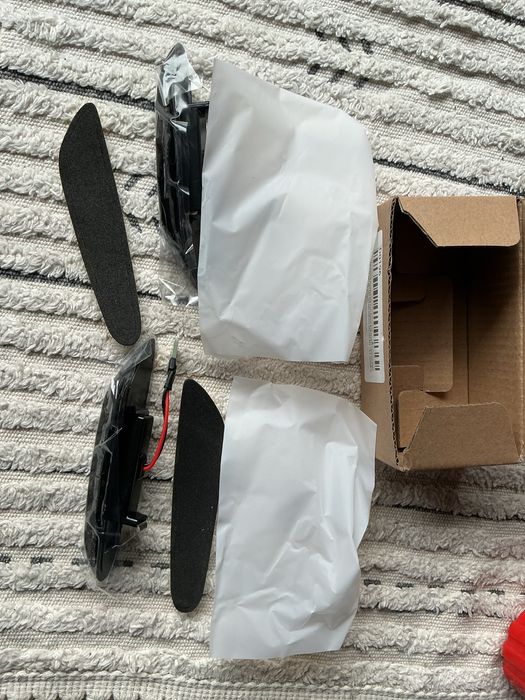 Поворотник BMW E90 E91 E92 E93 E60 E61 E81 E82 E83 E84 E88 E46вантажів