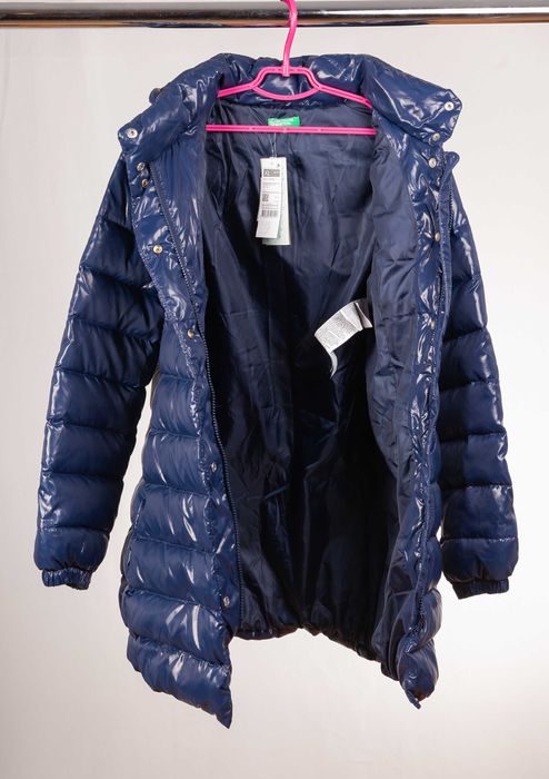 Нова зимова куртка Beneton на дівчинку 10-11років, розмір XL.